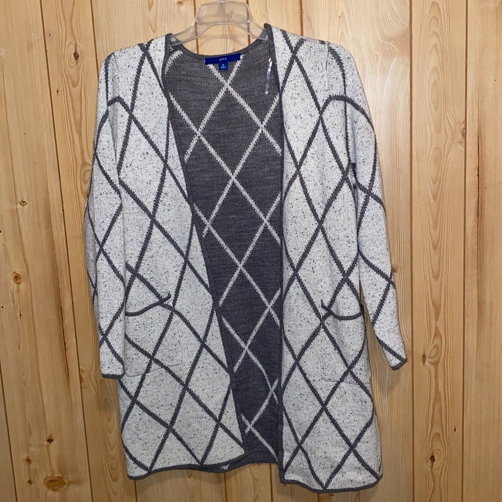 Gorgeous cardigan